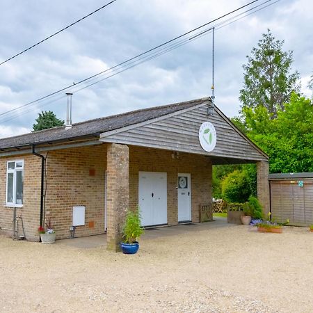 Holiday Home Woodhouse-4 By Interhome Shermanbury ภายนอก รูปภาพ
