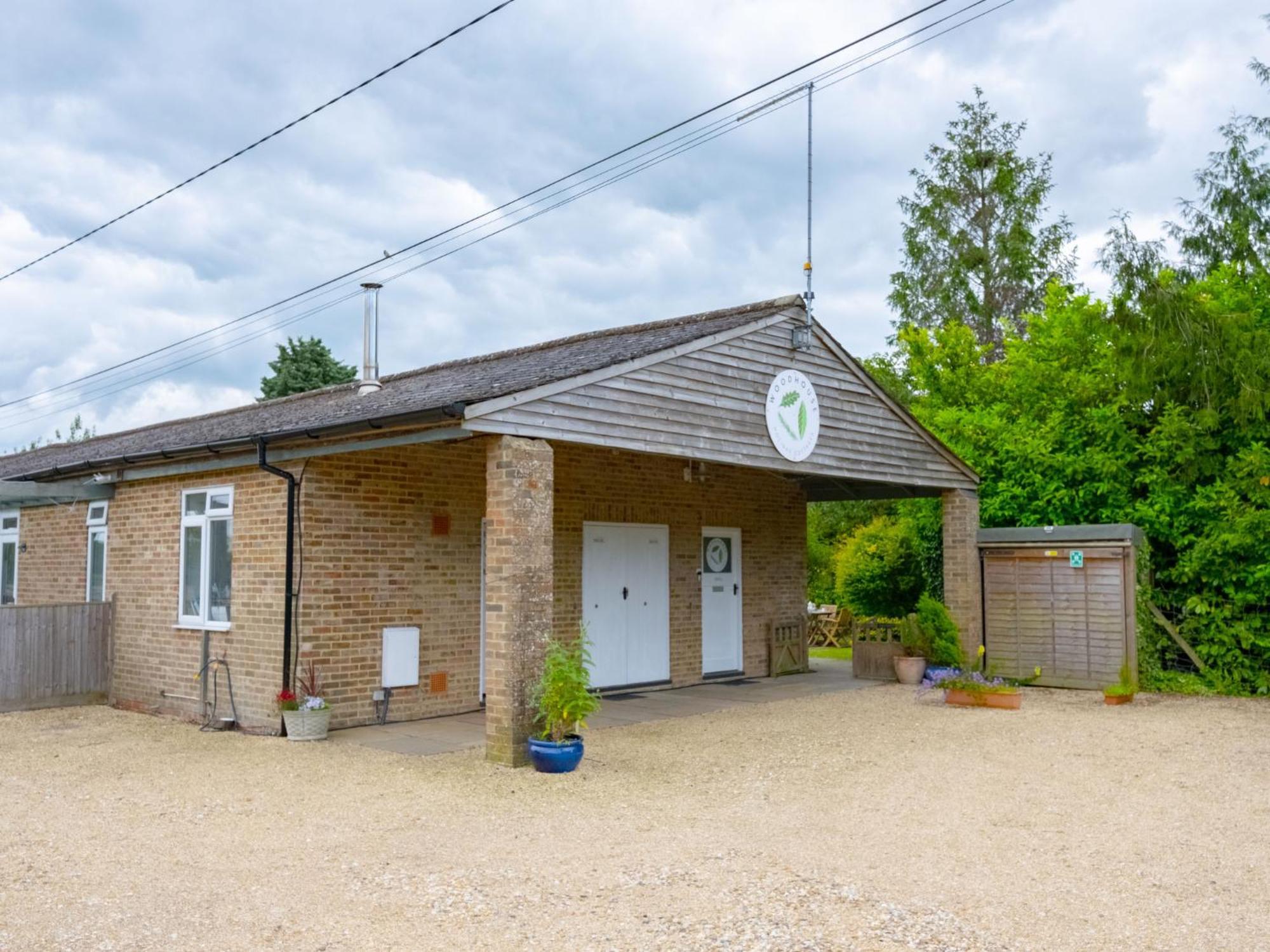 Holiday Home Woodhouse-4 By Interhome Shermanbury ภายนอก รูปภาพ