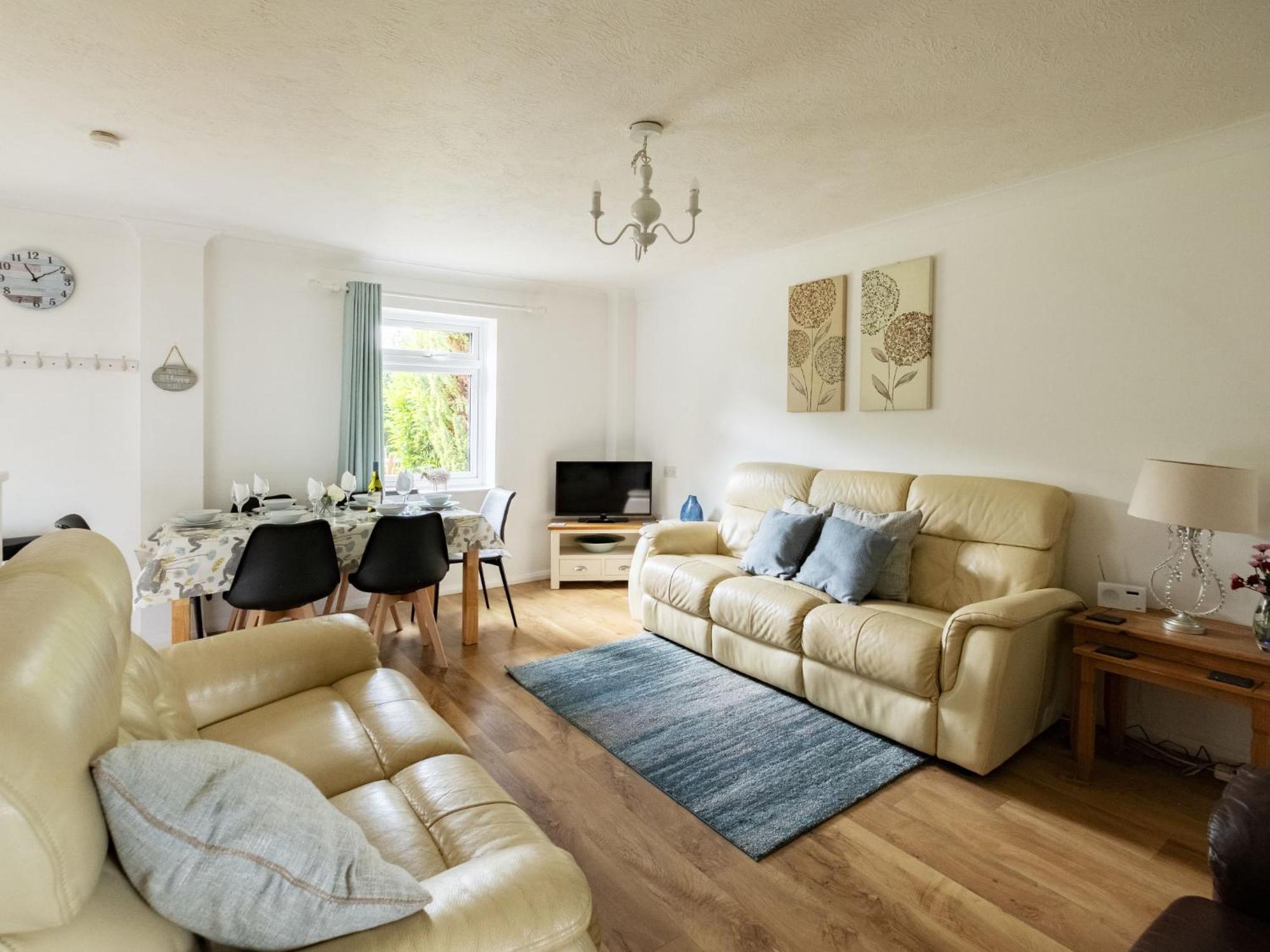 Holiday Home Woodhouse-4 By Interhome Shermanbury ภายนอก รูปภาพ