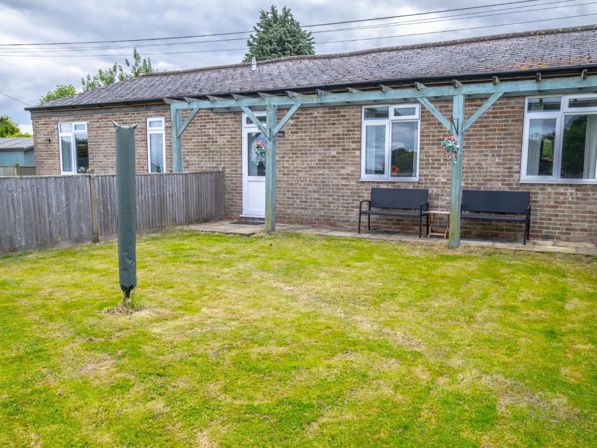 Holiday Home Woodhouse-4 By Interhome Shermanbury ภายนอก รูปภาพ